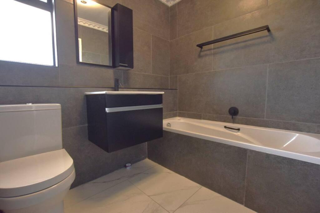 Apartamento Exclusive Ultra-luxury A Cut Above Century By Vvip Bookings Cidade Do Cabo